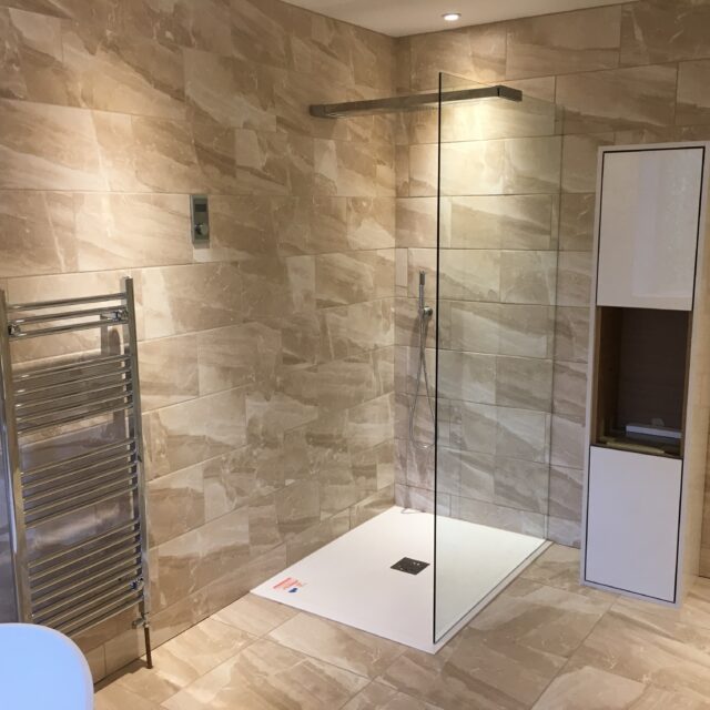 Bathroom Timsbury 2