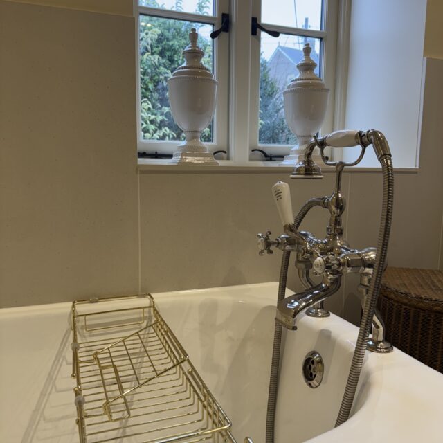 Bathroom - Willow