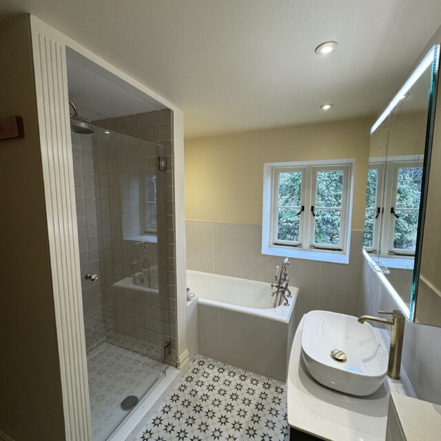 Bathroom - Willow 7